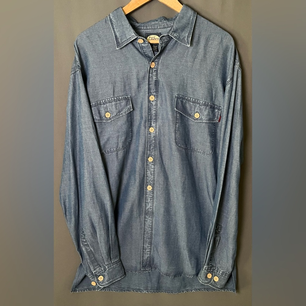 Tommy Bahama XL Linen Chambray Long Sleeve Button Down